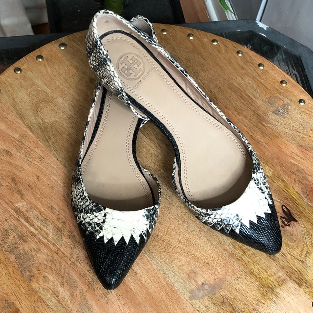 Tory Burch Black & Natural Snake-Print Pointed D'Orsay Flats - Picture 5 of 11